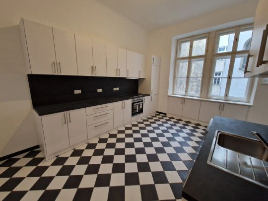 JOSEFSTADT - BALKON - TRAUMHAFT - NEU SANIERTE 5 ZIMMER WOHNUNG in der ALBERTGASSE - Foto 1