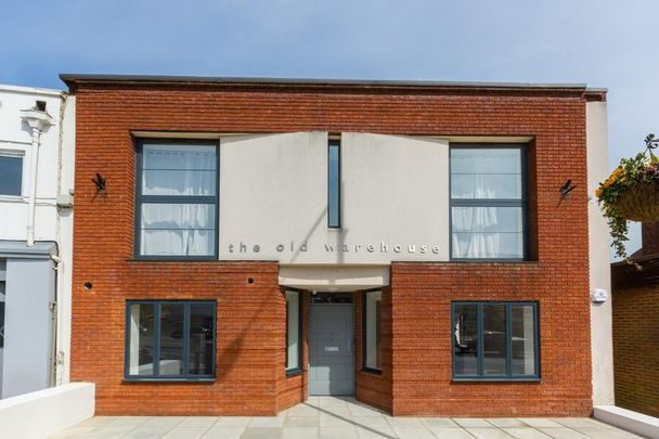 2 bedroom apartment to rent - Photo 1