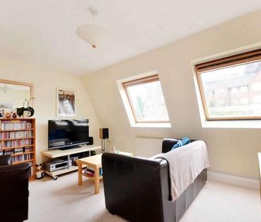 Aaron Court, Woking, GU21 - Photo 5