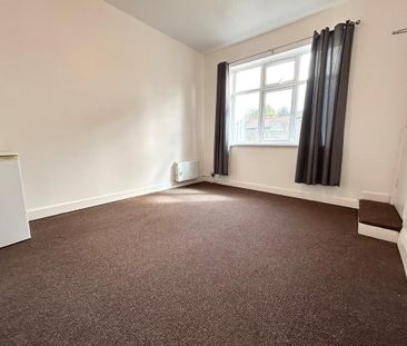 1 bedroom ground floor flat to rent - Photo 1