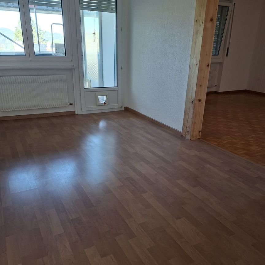 3 Zimmer, 77 m², 2. Stock - Photo 1