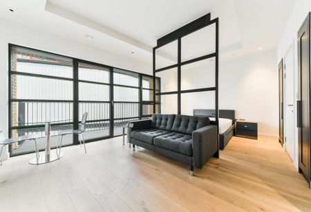 Studio to rent - Photo 2