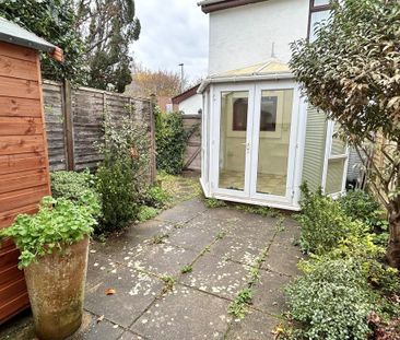 1 bedroom semi-detached house to rent - Photo 3