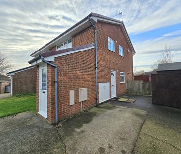 Harebell Close, Ingleby Barwick, Stockton-On-Tees - Photo 2