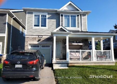 For Lease - 8 Hills Thistle Drive, Wasaga Beach, Ontario - Photo 3