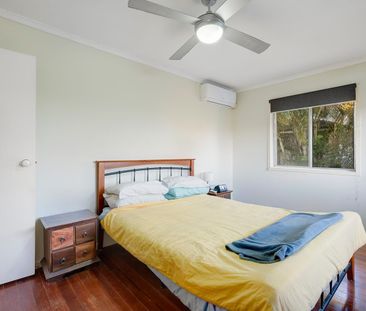 Versatile Family Home with Pool in Prime Strathpine Location - Photo 6