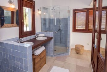 Luxury Detached House for rent in Santa Eulària des Riu, Spain