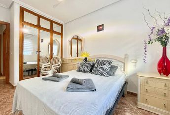 GROUND-FLOOR TWO-BEDROOM APARTMENT – TORREVIEJA