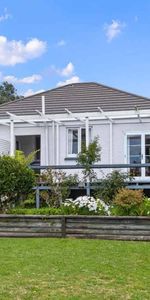 Spacious 3 -bedroom home in desirable Kensington - Photo 3