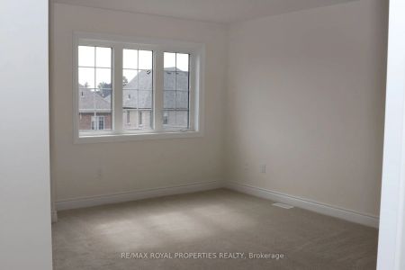 Property For Lease | E9231533 - Photo 2