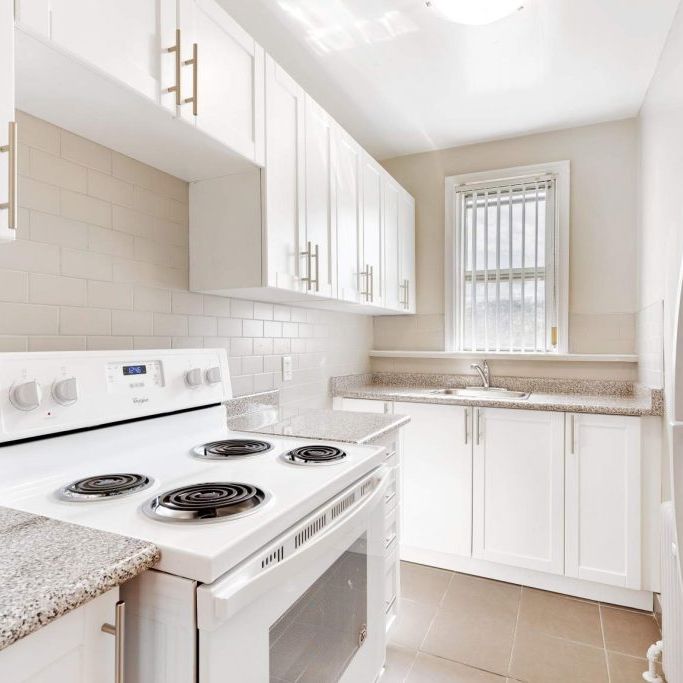 Engelhart Apartments - Photo 1