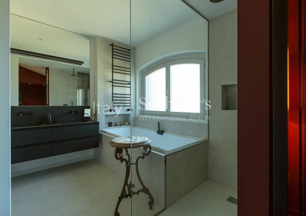 Charming residence with private park and pool