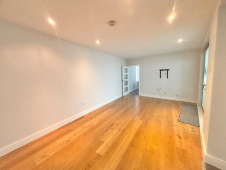 4 bedroom detached house to rent - Photo 4