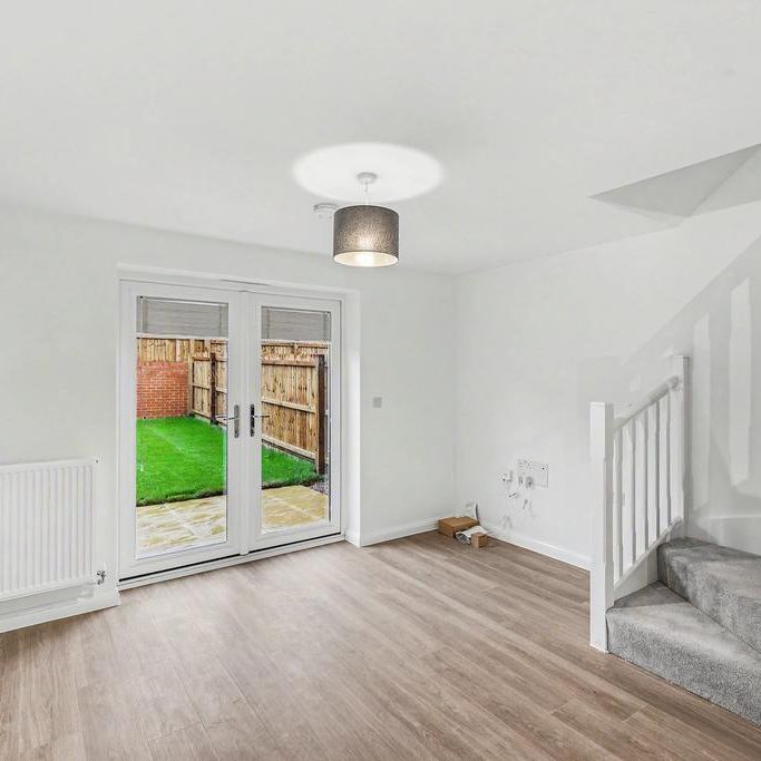 2 bedroom semi-detached house to rent - Photo 1