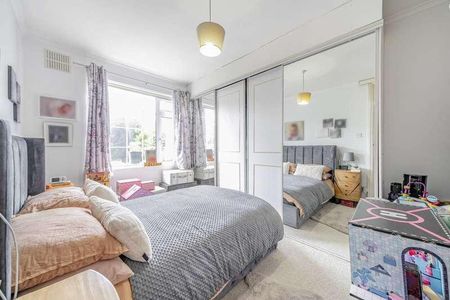 Godley Road, Earlsfield, SW18 - Photo 3