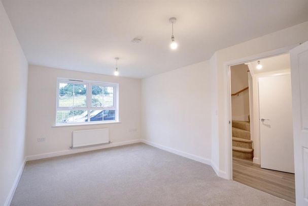 2 bedroom detached house to rent - Photo 1