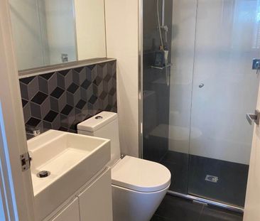 Hawthorn East - Photo 2