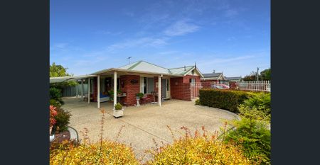 Comfortable & Low-Maintenance Living in a Convenient Location - Photo 3