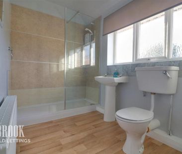 3 bedroom semi-detached house to rent - Photo 4