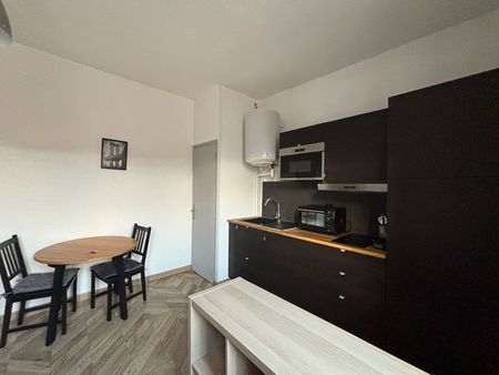 Apartment - Photo 3