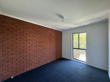 3/76-80 Parer Road, Airport West VIC 3042 - Photo 4