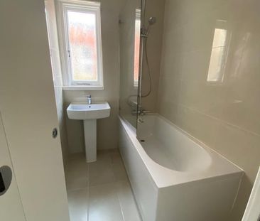 Room in a Shared House, Chapter Road, NW2 - Photo 1