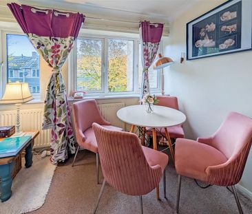 3 bedroom terraced house to rent - Photo 3