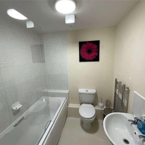 Lowry Gardens, Carlisle, Cumbria, CA3 - Photo 1