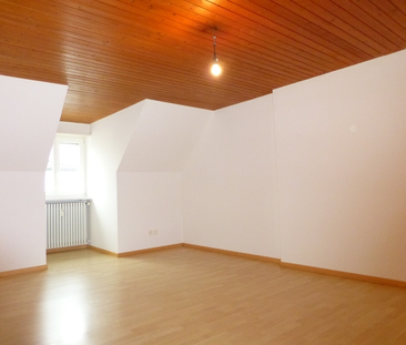 Schöne Dachwohnung im Dorfkern von Gelterkinden - Photo 2