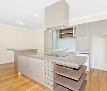 COMFORT IN CRESTWOOD! - Photo 5