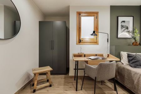 Carrer de Pau Claris, Barcelona, Catalonia 08009 - Foto 3