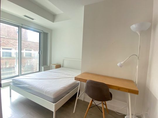 For Lease - 30 Nelson Street Unit# 522, Toronto, Ontario - Photo 1