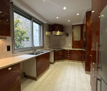 LOCATION STANDING T3 - avenue Hubert Germain PARIS XVIème - Photo 4