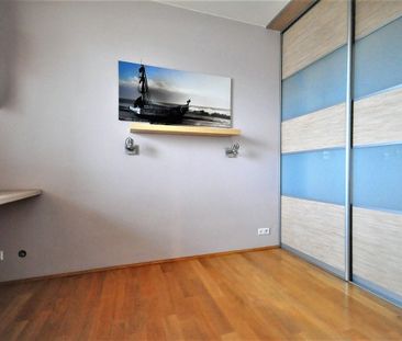 Ursynów Natolin, trzy pokoje, dwa balkony, garaż 64 m² - Фото 4