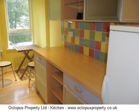 2 bedroom flat to rent - Photo 5