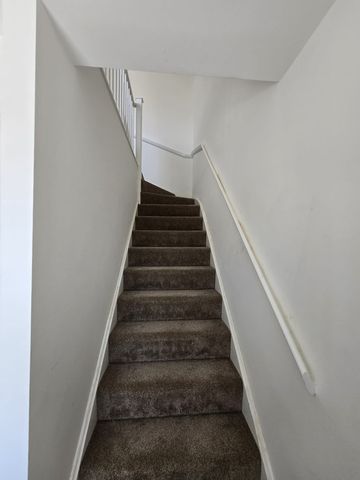 3 bed semi-detached house to rent in Apollo Crescent, Norwich, NR5 - Photo 3