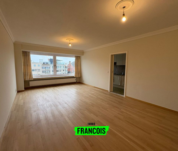 Te huur: leuk 2-slaapkamerappartement op het Leopold I-plein (“Het ... - Foto 2