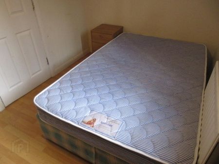 Great Location, 68B University Avenue, Queens Quarter, Belfast, BT7 1GY - Photo 5