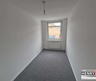 83 VICTORIA STREET, LURGAN, BT67 9DF - Photo 5
