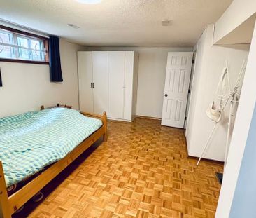 For Lease - 163 Fairglen Avenue Unit# Basement1, Toronto, Ontario - Photo 1