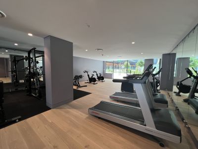 Experience premier luxury in St Leonards - Photo 2