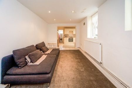 Albert Road, North Woolwich,E16, Property for rent - Photo 2