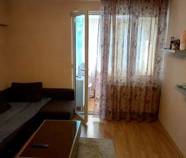 Apartament de inchiriat 2 camere,renovat/ aproape de metrou - Fotografie 2