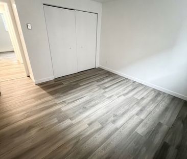 51/2 Nord De Sherbrooke - Photo 2
