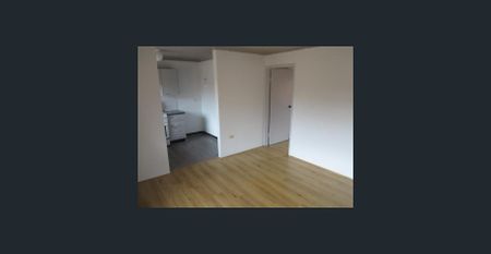 Top Floor Living - Photo 2