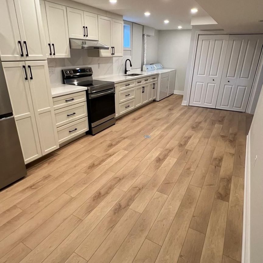 For Lease - 989 McBride Avenue Unit# BASEMENT, Mississauga, Ontario - Photo 1