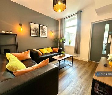 4 bedroom terraced house to rent - Photo 2