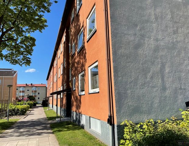 Norra Bollgatan 12 B - Photo 1