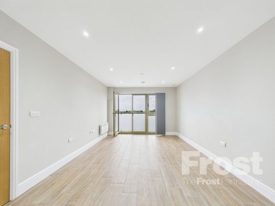 Station Road, Langley, Slough,SL3 - Photo 1