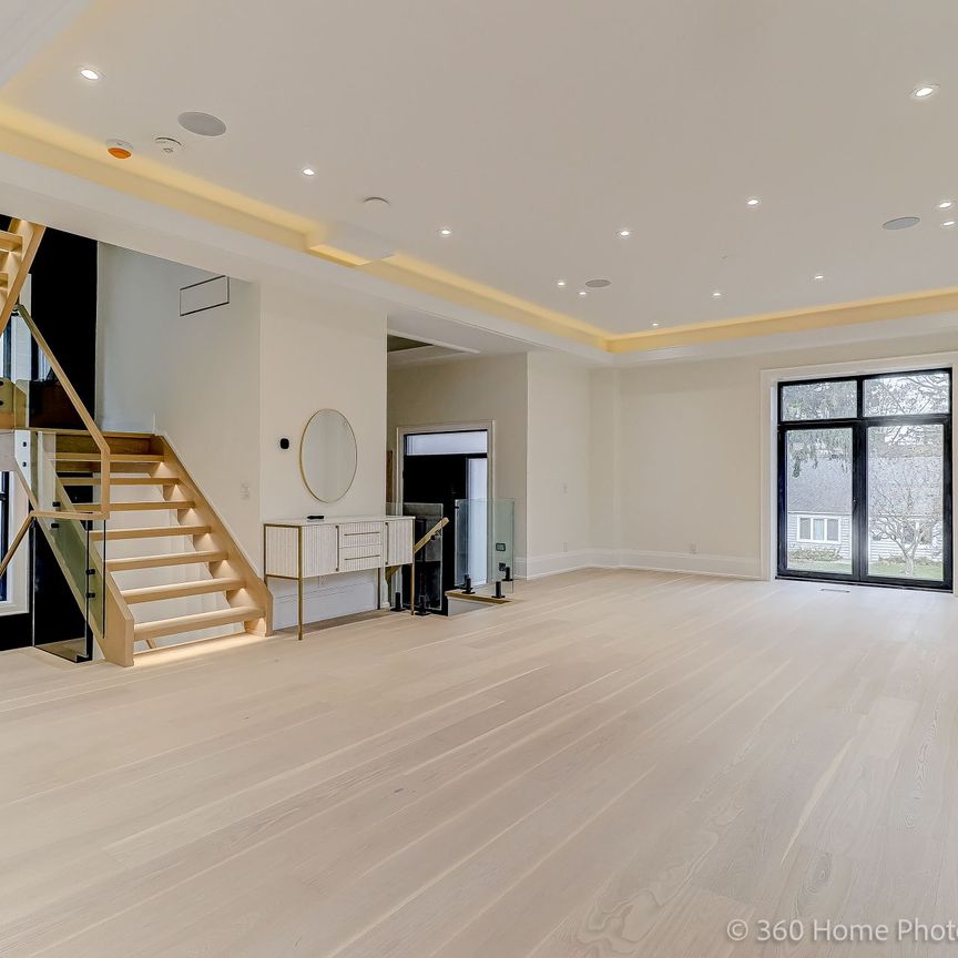 For Lease - 28 PINE Avenue, Mississauga, Ontario - Photo 1